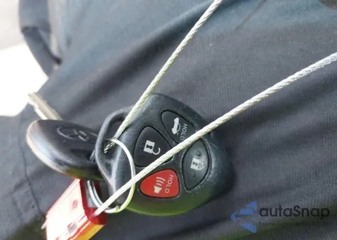 2011 Toyota Corolla Le z USA, uszkodzony, nr VIN 2T1BU4EE0BC559484